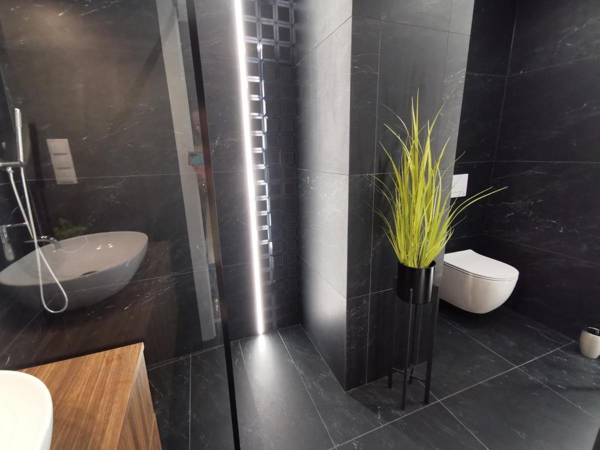 Apartment Kielce- Szmaragd Przy Zalew Kielecki, Faktura, Parking, Centrum *