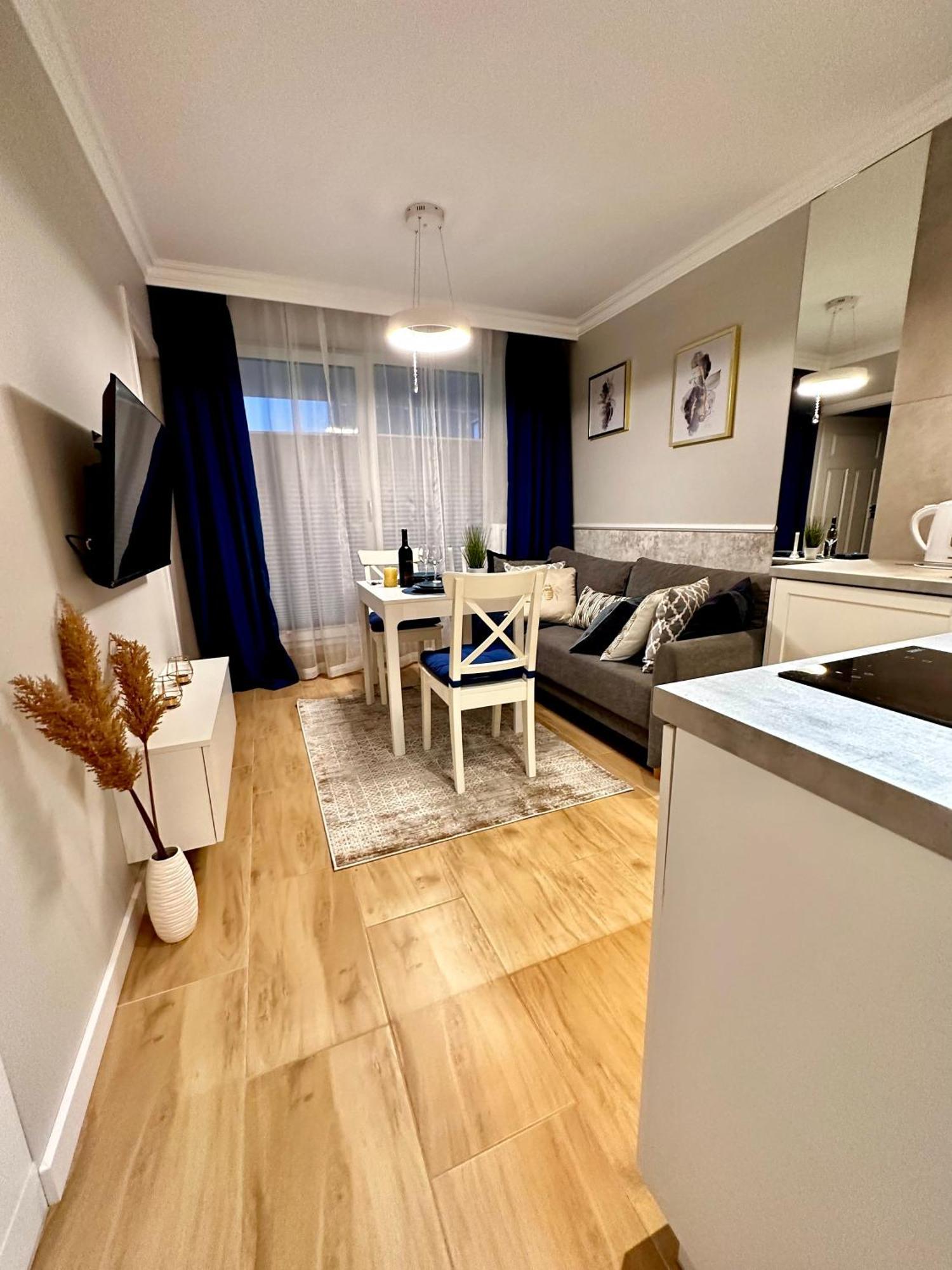 Apartment Kielce- Szmaragd Przy Zalew Kielecki, Faktura, Parking, Centrum *